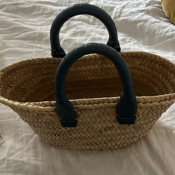Chloe Mini Marcie Basket Bag - Picture 8 of 12